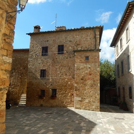 Donna Laura - Holiday Home San Quirico d'Orcia Bagian luar foto