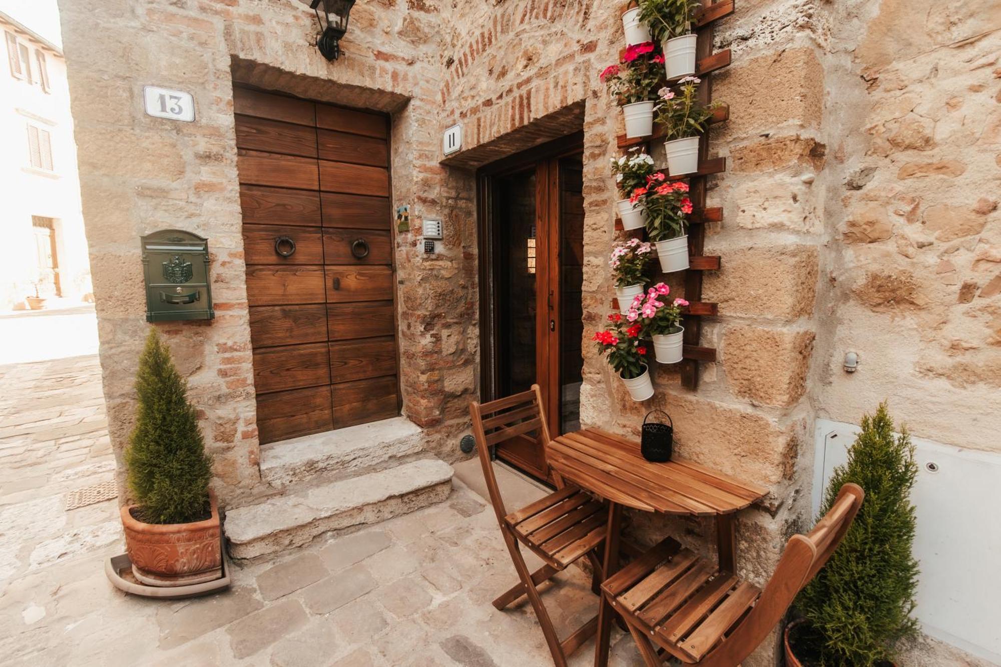 Donna Laura - Holiday Home San Quirico d'Orcia Bagian luar foto